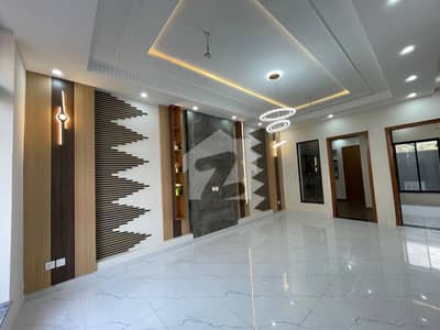 Prime Location 5 Marla House Available For Rent In Royal Orchard If You Hurry