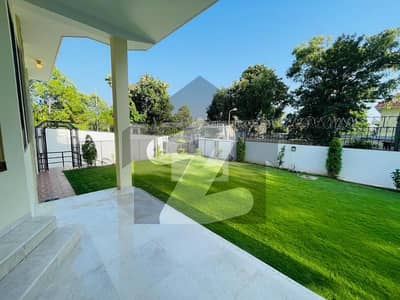Luxurious Villa On Prime Location Available For Rent In Islamabad Pakistan. Luxurious Villa On Prime Location Available For Rent In Islamabad Pakistan.