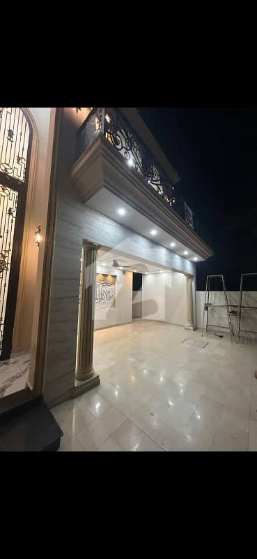 1 Kanal Beautiful Luxury House For Sale In Nespak Housing Society Phase 3 Block-A. 1 Kanal Beautiful Luxury House For Sale In Nespak Housing Society Phase 3 Block-A.