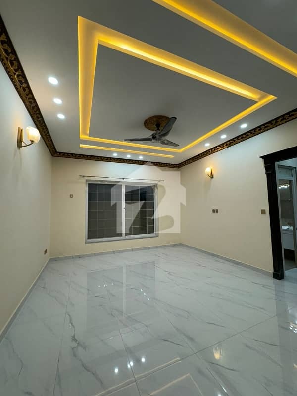 Centrally Located Upper Portion For Rent In I-8 Available Centrally Located Upper Portion For Rent In I-8 Available