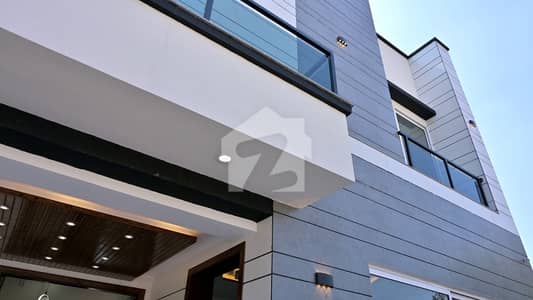 10 Marla Triple Storey House For Sale In Etihad Town Phase 1 Raiwind Road Lahore