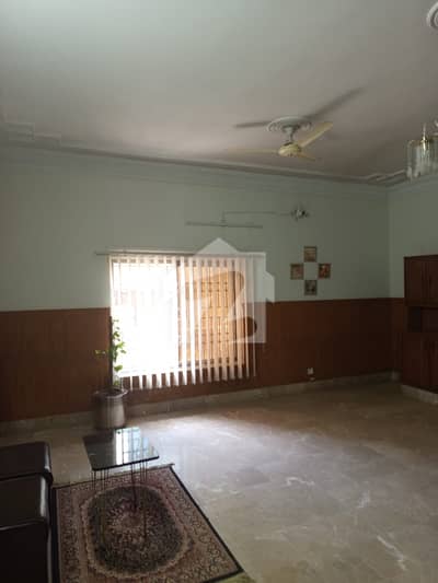 4 Bed Upper Available For Rent In I8 For Family &Amp; Office Use