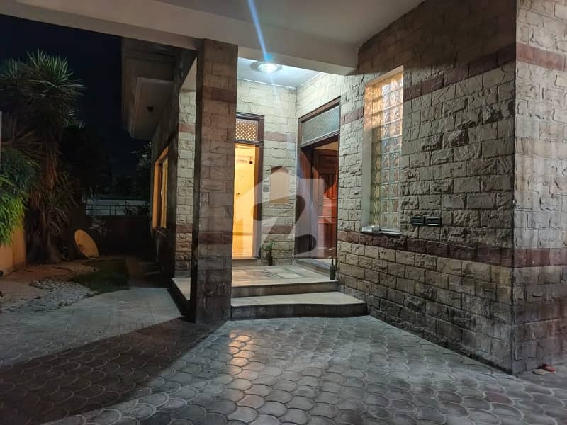 5 Bedrooms Beautiful House For Rent In F11 5 Bedrooms Beautiful House For Rent In F11