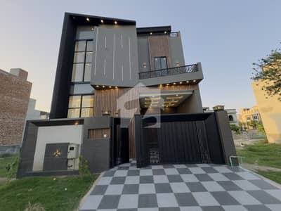 5 Marla Luxurious House For Sale In Royal Orchard Multan