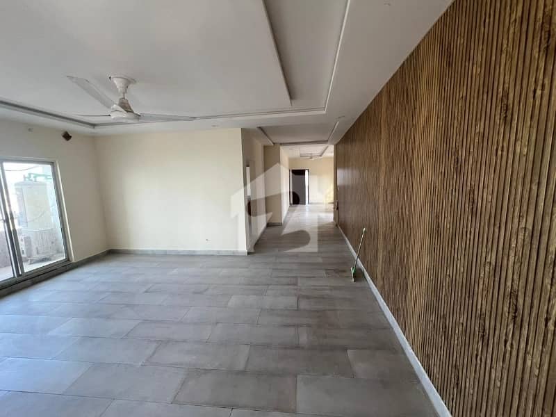 4000 Square Feet Penthouse Up For Rent In E-11 4000 Square Feet Penthouse Up For Rent In E-11
