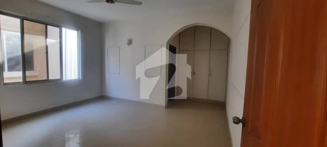 350 Square Yard Villa Available For Sale in NHS Karsaz Karachi 350 Square Yard Villa Available For Sale in NHS Karsaz Karachi