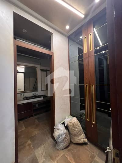 1000 Sq. Yards Luxury Bungalow for Sale DHA Phase 8, Karachi