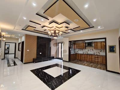 E11 10 Marla Full House For Rent