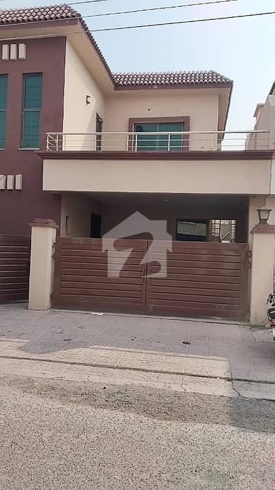 4 Bedroom House Available For Sale In Askari 11 Lahore
