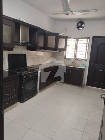 10 Marla 4 Bed Room House Available For Sale in Askari 11 Lahore