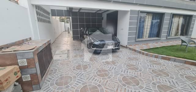 500 Yards Corner Proper 2 Unit Fully Renovated Bungalow Khayaban-e-Tauheed DHA Phase 5