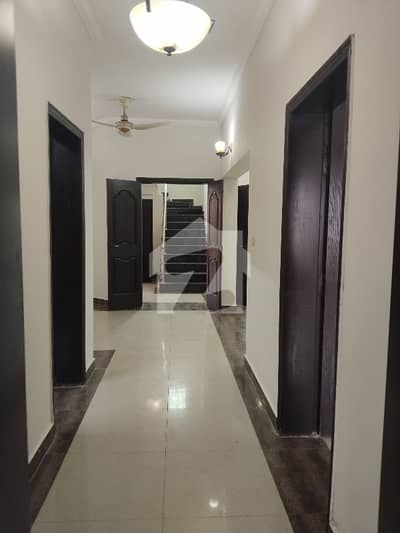 3 Bed Room House Available For Rent in Askari 11