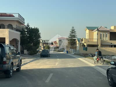 Emaar Canyon Views M5 600 Yards Plot For Sale Back Open Islamabad
