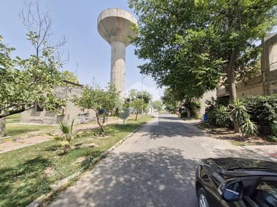 10 Marla Plot For Sale Phase 1 Sui Gas And Wapda LDA Approved 40 FT Road Near Park And Market