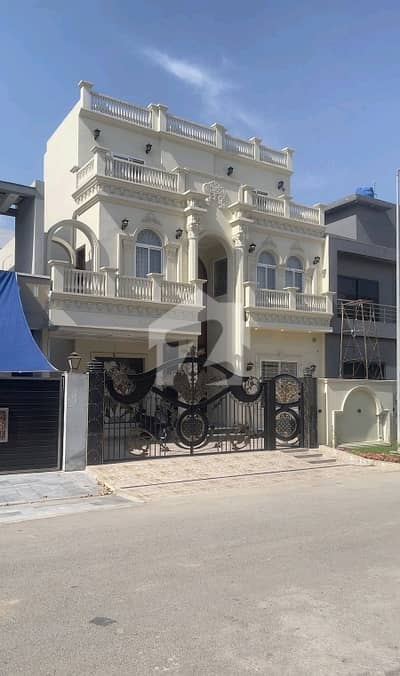 Prime Location 10 Marla House For sale In Citi Housing Society