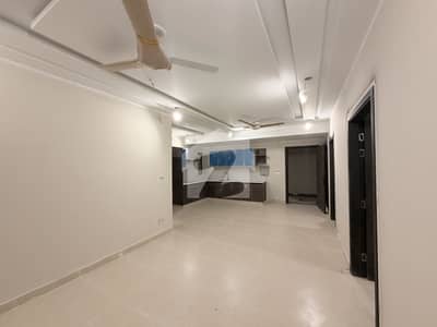 عمارکینیان ویوز اسلام آباد میں 2 کمروں کا 7 مرلہ فلیٹ 2.75 کروڑ میں برائے فروخت۔