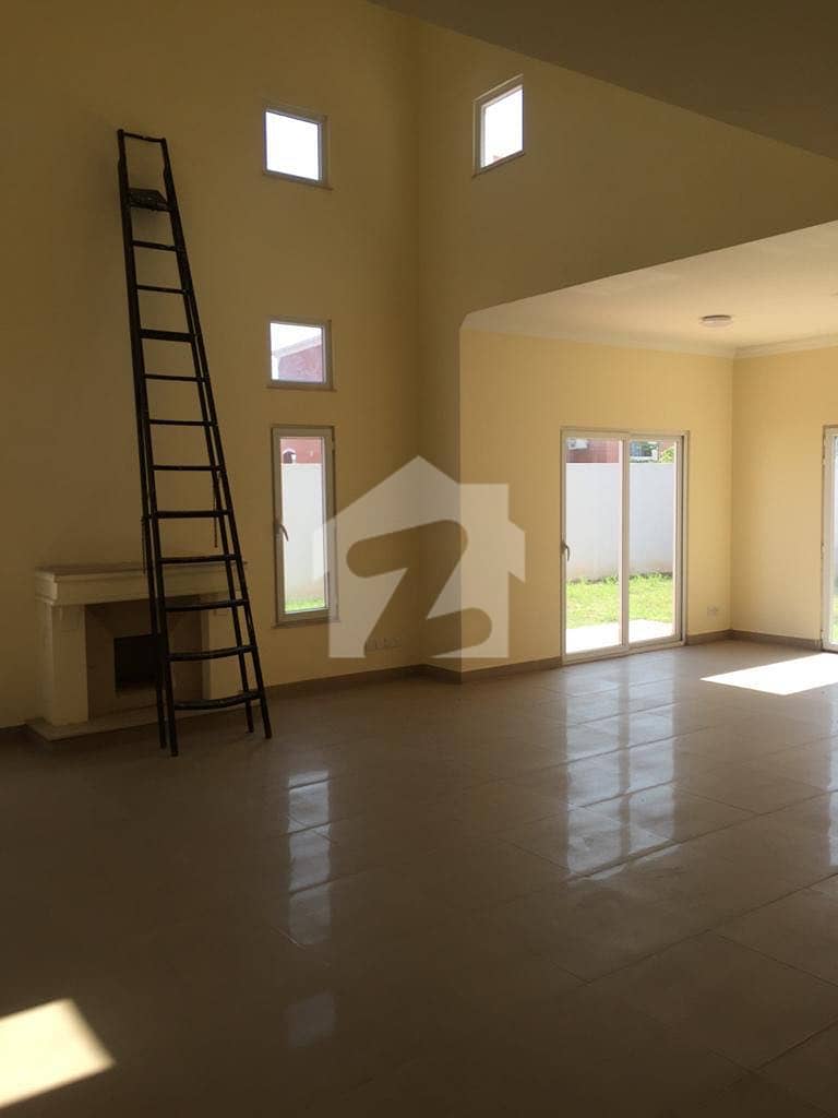 5 Bedroom Villa For Rent Emaar Canyon Views 5 Bedroom Villa For Rent Emaar Canyon Views