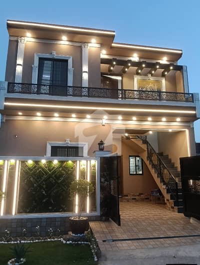 Modern Dezine 5 Marla 1.5 Store House Top Of Line House Solid Construction For Sale
