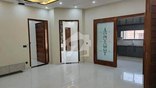 Premium Brand New Luxury 10 Marla Upper Portion Available | Sector F | Bahria Town For Rent