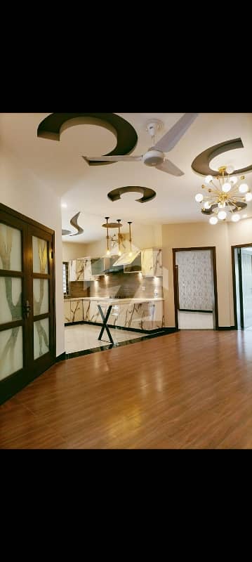 10 MARLA BRAND NEW DESIGNER HOUSE For Rent 10 MARLA BRAND NEW DESIGNER HOUSE For Rent