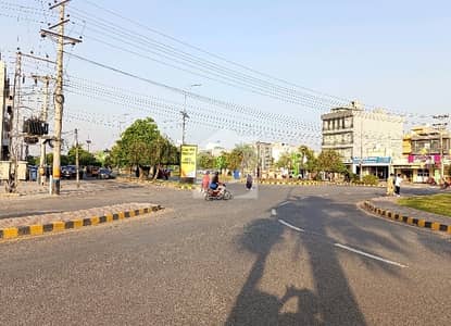 Prime Location Commercial Plot Sized 2 Marla Available In Central Park - Block A1 Prime location near tooo LGS and Naqas Sachool. . . Prime Location Commercial Plot Sized 2 Marla Available In Central Park - Block A1 Prime location near tooo LGS and Naqas Sachool. . .
