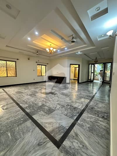 Beautiful House For Rent