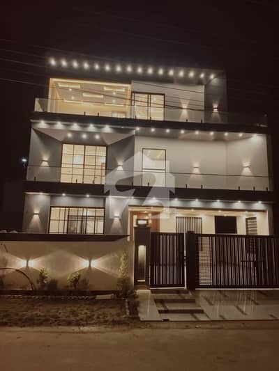 Triple Storey 10 Marla House For Sale In Buch Villas Phase 2 - Manik Block Multan