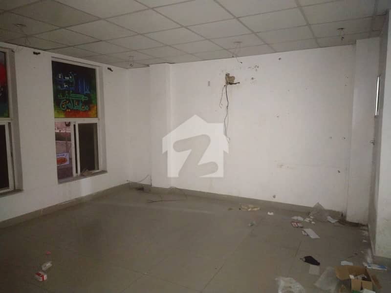 Ready Office Available For Rent Canal Road Faisalabad Ready Office Available For Rent Canal Road Faisalabad