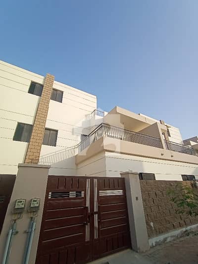 صائمہ ایلیٹ ولاز ملیر,کراچی میں 3 کمروں کا 5 مرلہ مکان 2.75 کروڑ میں برائے فروخت۔