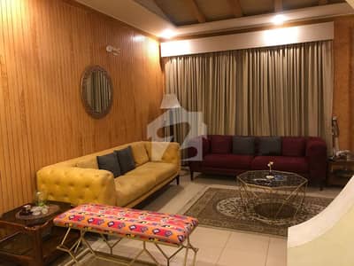 کوہِ نور سٹی فیصل آباد میں 6 کمروں کا 16 مرلہ مکان 8.5 کروڑ میں برائے فروخت۔