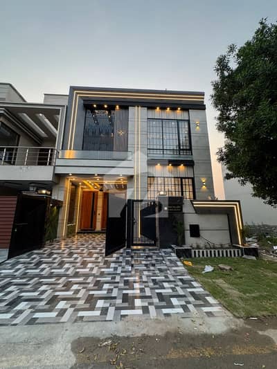 BRAND NEW HOUSE 5 MARLA AVAILABLE FOR SALE IN BAHRIA ORCHARD LAHORE