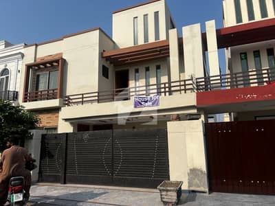 10 MARLA USED HOUSE AVAILABLE FOR SALE IN CENTRAL BLOCK BAHRIA ORCHARD LAHORE 10 MARLA USED HOUSE AVAILABLE FOR SALE IN CENTRAL BLOCK BAHRIA ORCHARD LAHORE