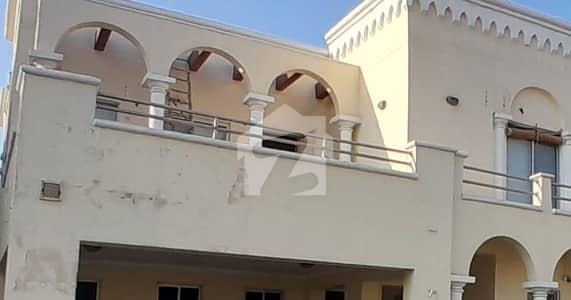 بحریہ آرچرڈ لاہور میں 5 کمروں کا 1 کنال مکان 1.4 لاکھ میں کرایہ پر دستیاب ہے۔