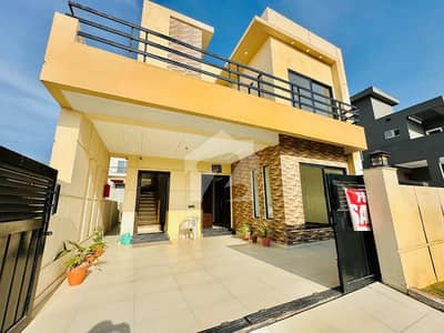 1 Kanal Luxury Designer House for Sale Prime Location & Hot Price