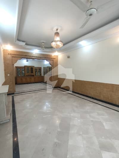 F11 Mind Blowing Location What A Outstanding Full House For Rent