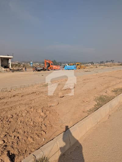 1 Kanal Residential Plot In D-13/4 For sale