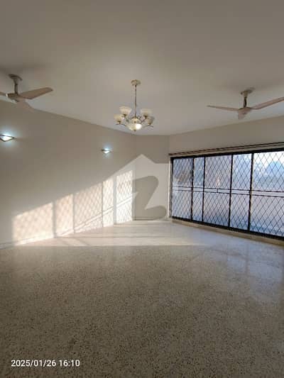 F-11 Mind Blowing Location What A Outstanding 2 Story Full House 6Beds