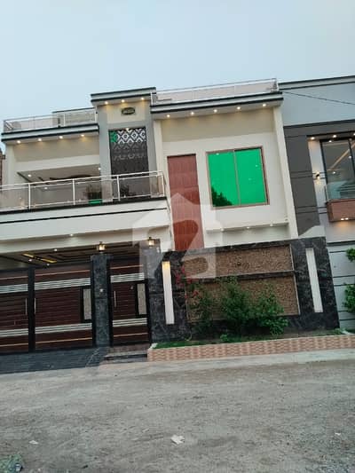 Ideally Located Prime Location House Of 10 Marla Is Available For sale In Peshawar