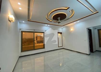 950 Square Feet Flat For Grabs In Top City 1