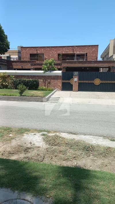راہوالی کینٹ گوجرانوالہ میں 6 کمروں کا 1 کنال مکان 12.0 کروڑ میں برائے فروخت۔