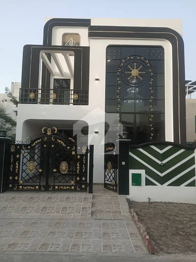 Modern 5 Marla House For Sale In Bahria Nasheman Lahore
