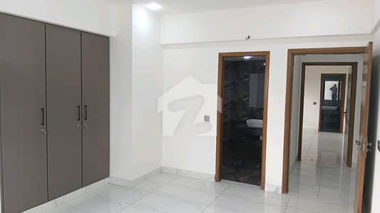 Main Khaliq-uz-zaman Road Brand New 3 Bed Apartment for Sale. Main Khaliq-uz-zaman Road Brand New 3 Bed Apartment for Sale.
