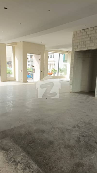Showroom For Rent