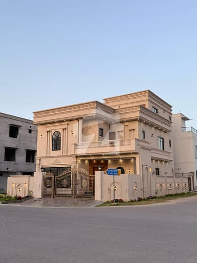 12 Marla Corner Designer House For Sale 12 Marla Corner Designer House For Sale