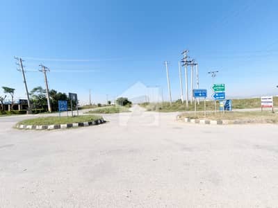 ایف او ای سی ایچ ایس ۔ فارن آفس ایمپلائیز سوسائیٹی اسلام آباد میں 1 کنال رہائشی پلاٹ 85.0 لاکھ میں برائے فروخت۔