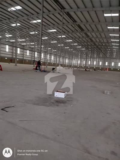 کورنگی انڈسٹریل ایریا کورنگی,کراچی میں 11 کمروں کا 10 کنال گودام 35.2 لاکھ میں کرایہ پر دستیاب ہے۔