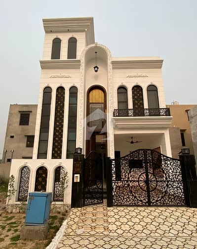 5 Marla Modern House With 5 Bedrooms Available For Sale In Block FF Citi Housing Gujranwala
