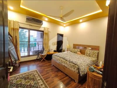 ڈی ایچ اے فیز 5 - بلاک ایل فیز 5,ڈیفنس (ڈی ایچ اے),لاہور میں 4 کمروں کا 10 مرلہ مکان 5.3 کروڑ میں برائے فروخت۔ ڈی ایچ اے فیز 5 - بلاک ایل فیز 5,ڈیفنس (ڈی ایچ اے),لاہور میں 4 کمروں کا 10 مرلہ مکان 5.3 کروڑ میں برائے فروخت۔