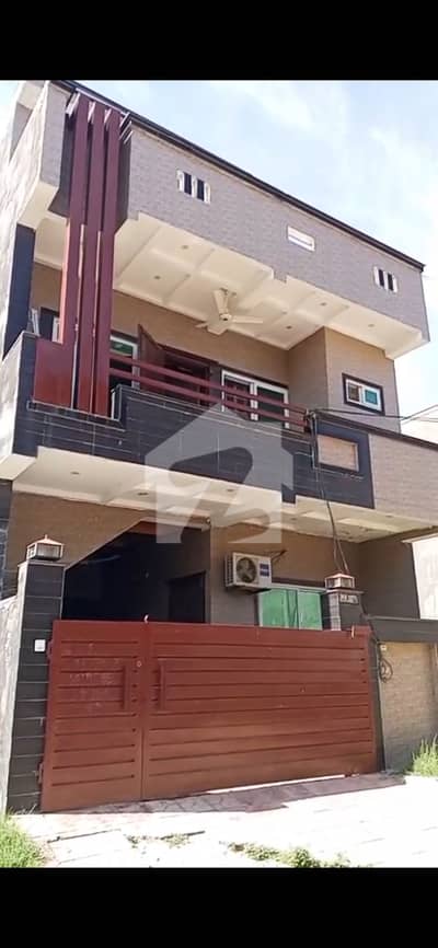 آئی ۔ 11 اسلام آباد میں 5 کمروں کا 6 مرلہ مکان 4.0 کروڑ میں برائے فروخت۔