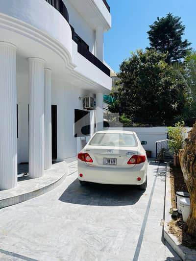 Luxury House for Sale in G-9 Islamabad | Prime Location | 14 Marla